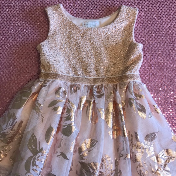 SOLD The Childrens Place Sparkle Floral Gold Dress - Picture 3 of 11